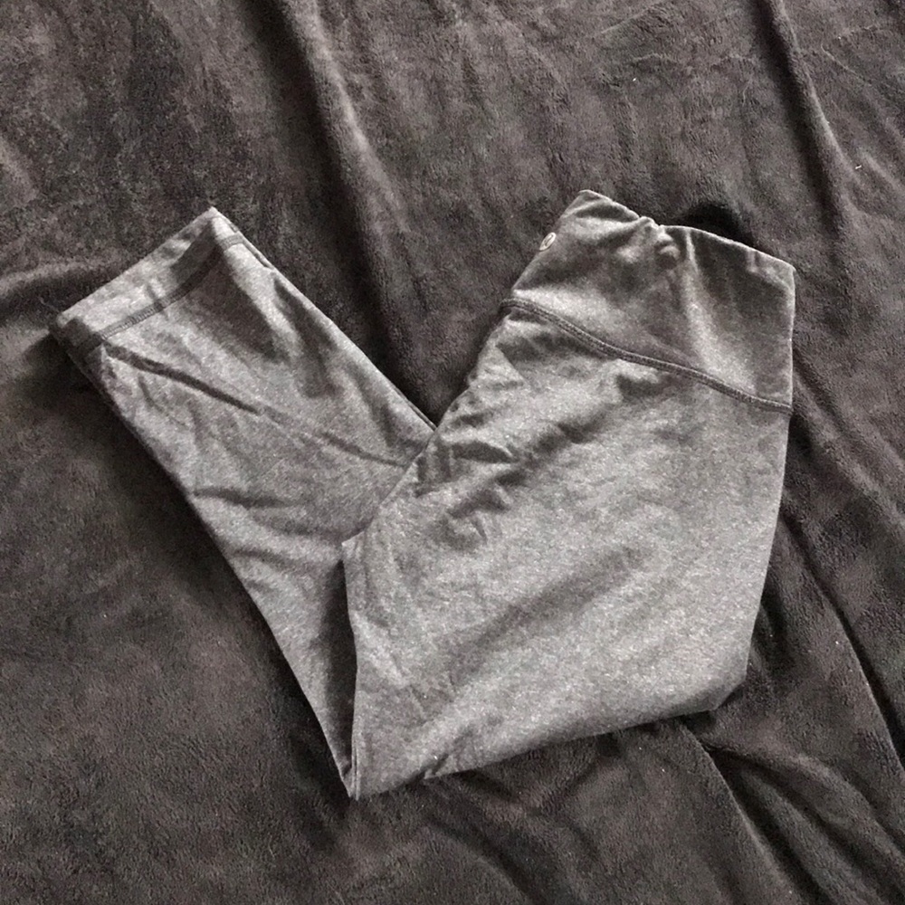 Lululemon crop leggings